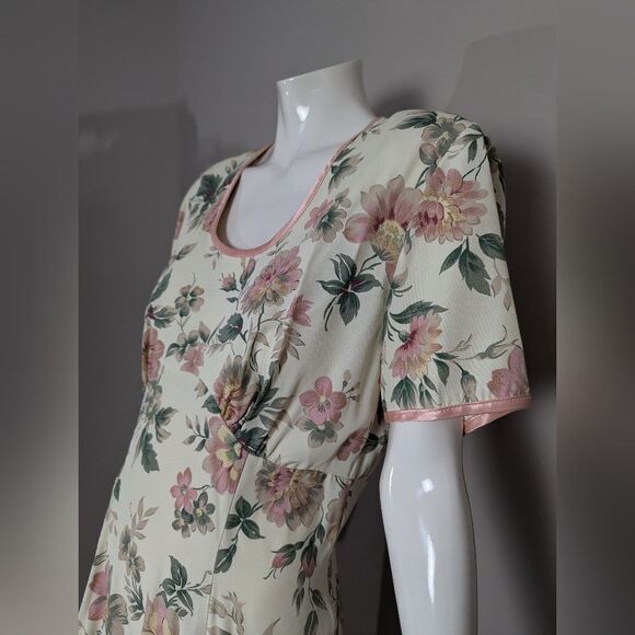 Women's 90s floral dress maxi short sleeve pretty maxi dress 9/10 - Picture 3 of 8